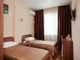 Двухместный номер с 2 отдельными кроватями Двухместный стандарт с двумя односпальными кроватями
