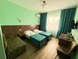 Двухместный номер с 2 отдельными кроватями и доп.местом или с 1 двуспальной кроватью и доп.местом