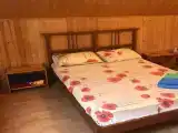 Двухместный номер с 2 отдельными кроватями  мансарда с удобствами 1 двусп или 2мя односп кроватями