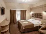 Трёхместный номер улучшенный с видом на горы