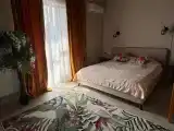 Семейный номер люкс с видом на город