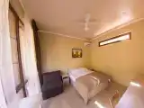 Трёхместный номер Номер стандарт двуспальная кровать
