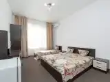 Трёхместный номер полулюкс