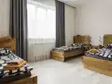 Трёхместный номер с 3 отдельными кроватями