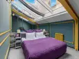Двухместный номер с 1 кроватью стандартный с мансардным окном