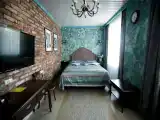 Трёхместный номер пари