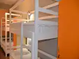 Многоместный мужской номер Четырёхместный мужской номер с двухъярусными кроватями