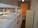 Многоместный смешанный номер Общий 6-местный номер с двухъярусными кроватями для мужчин и женщин