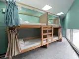 Многоместный мужской номер Место в мужском 6-местном номере