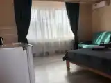 Трёхместный номер улучшенный с видом на горы