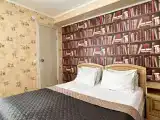 Трёхместный номер стандарт-плюс с видом на бассейн