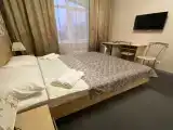 Трёхместный номер стандарт с видом на город