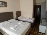 Трёхместный номер с балконом