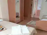Трёхместный номер улучшенный с видом на город