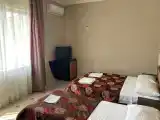 Трёхместный номер стандарт с видом на море