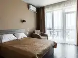 Трёхместный номер стандарт с видом на море