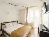 Семейный номер люкс с видом на город