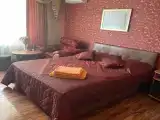 Четырёхместный номер Уютный семейный люкс с видом в сад