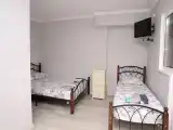 Трёхместный номер с видом на горы