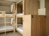Многоместный смешанный номер кровать капсула на 6 человек