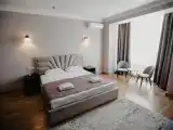 Трёхместный номер полулюкс