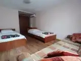 Четырёхместный номер люкс с видом на горы