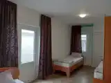 Четырёхместный номер с кухней-беседкой