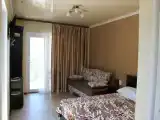 Трёхместный номер улучшенный с видом на море