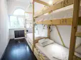 Многоместный мужской номер кровать в 4-местном мужском номере (общая ванная)