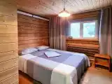 Четырёхместный номер Комфорт с санузлом и видом на горы