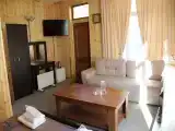 Семейный номер делюкс бунгало у бассейна