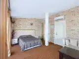 Двухместный номер с 1 кроватью полулюкс