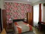 Двухместный номер с 1 кроватью большой двухспальной первой категории