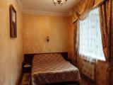 Четырёхместный номер Люкс двухкомнатный с балконом, основной корпус