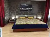 Семейный номер с камином и террасой