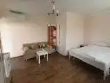 Трёхместный номер с ванной комнатой