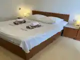 Трёхместный номер эконом с видом на море