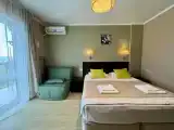 Двухместный номер с 1 кроватью  с  креслом