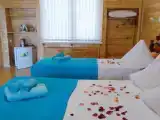 Четырёхместный номер стандарт с видом на горы