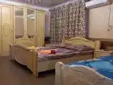 Трёхместный номер стандарт с видом на горы