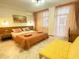 Двухместный номер с 1 кроватью комфорт с балконом (невидовой) и доп местом