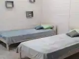 Двухместный номер с 2 отдельными кроватями уютный, просторный в живописном месте