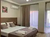 Трёхместный номер с балконом