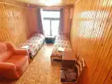 Трёхместный номер спартанский (без удобств)