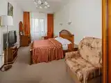 Семейный номер Делюкс (вид во двор)