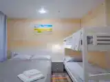 Четырёхместный номер семейный стандарт с двухъярусной кроватью
