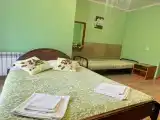 Четырёхместный номер Семейный однокомнатный №4