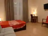 Трёхместный номер улучшенный с видом на сад