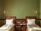 Двухместный номер с 2 отдельными кроватями полулюкс