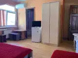 Четырёхместный номер с удобствами, в самом центре Адлера район Мандарин